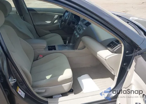 2007 Toyota Camry Le V6 z USA, uszkodzony, nr VIN 4T1BK46KX7U013419